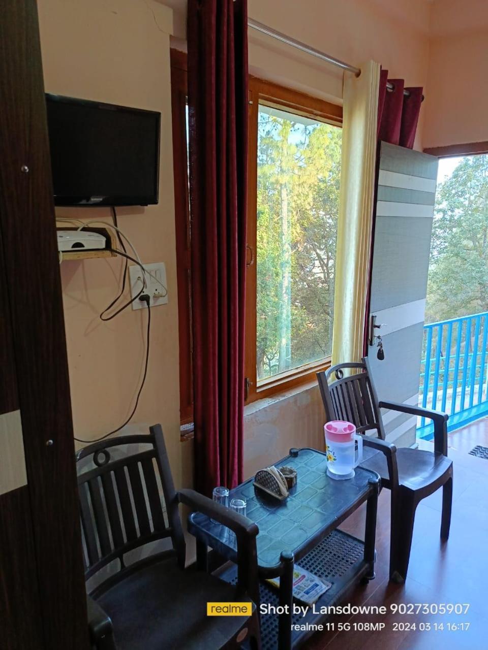 Joshi Holiday Home Stay Lansdowne Buitenkant foto