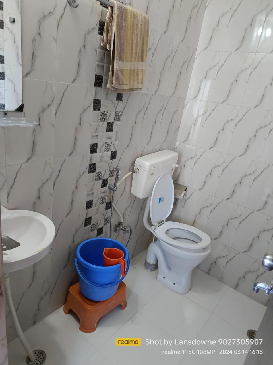 Joshi Holiday Home Stay Lansdowne Buitenkant foto