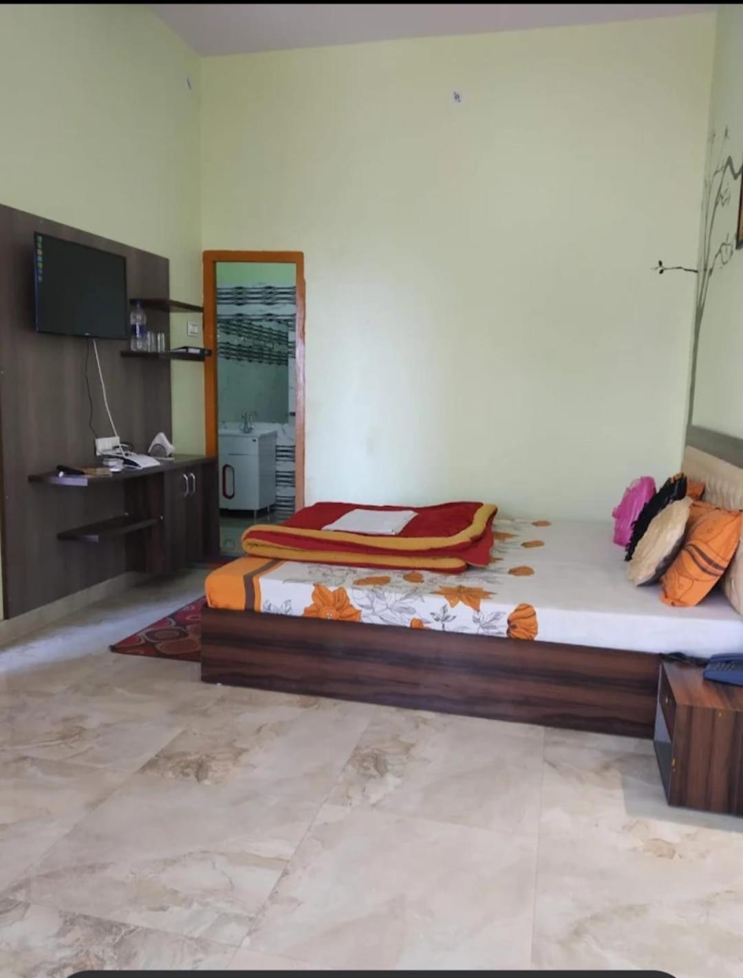 Joshi Holiday Home Stay Lansdowne Buitenkant foto