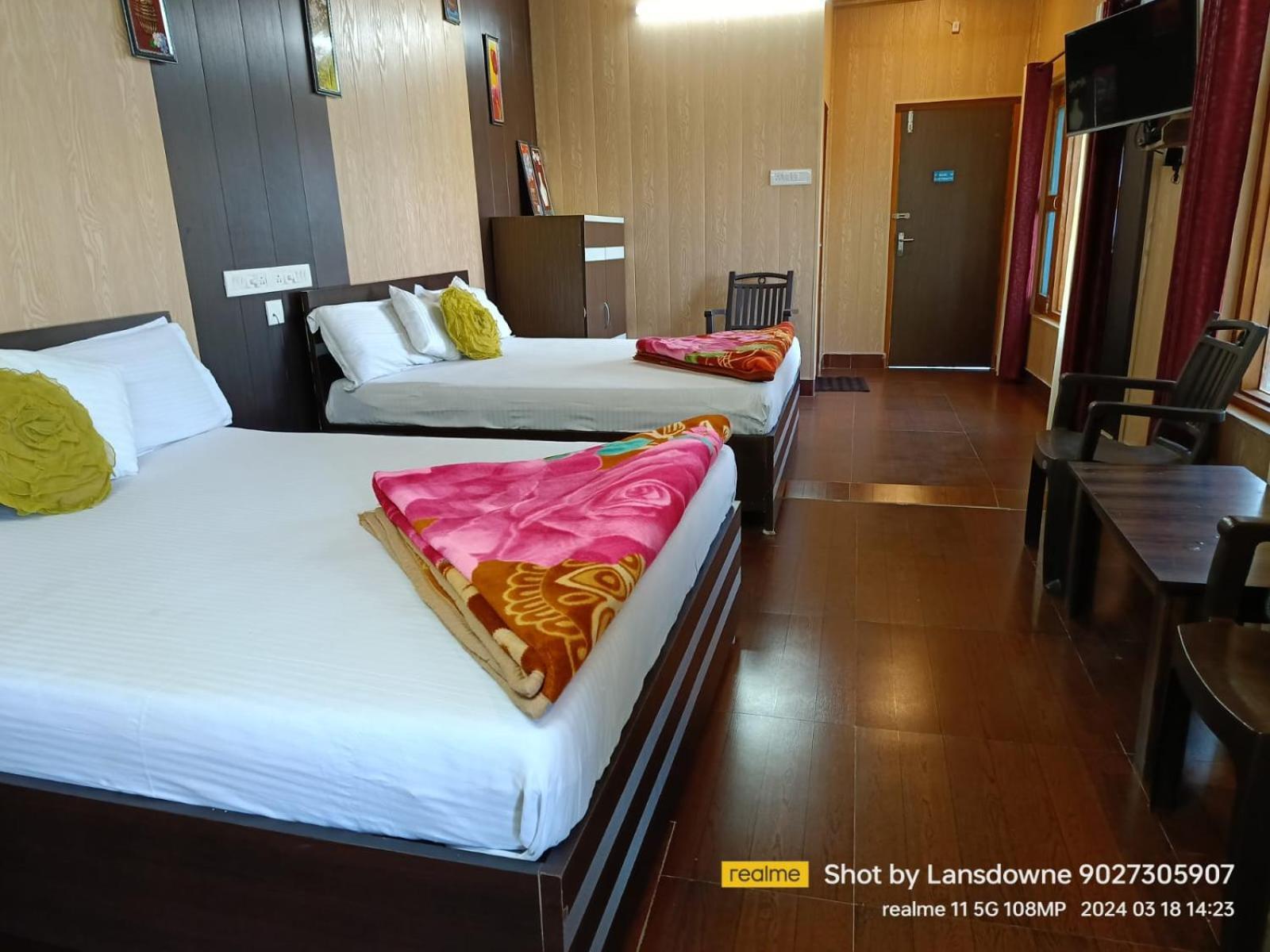 Joshi Holiday Home Stay Lansdowne Buitenkant foto