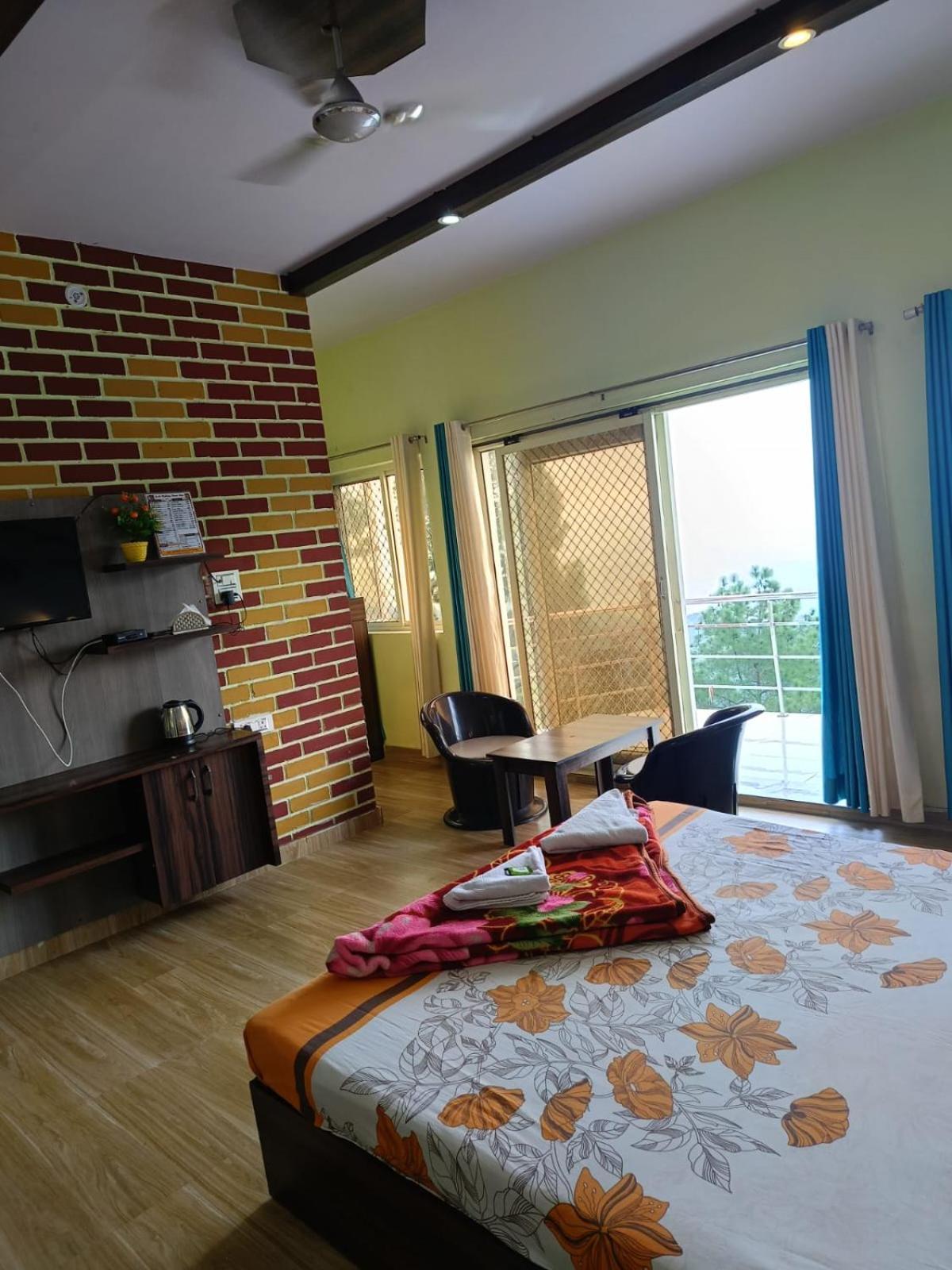 Joshi Holiday Home Stay Lansdowne Buitenkant foto